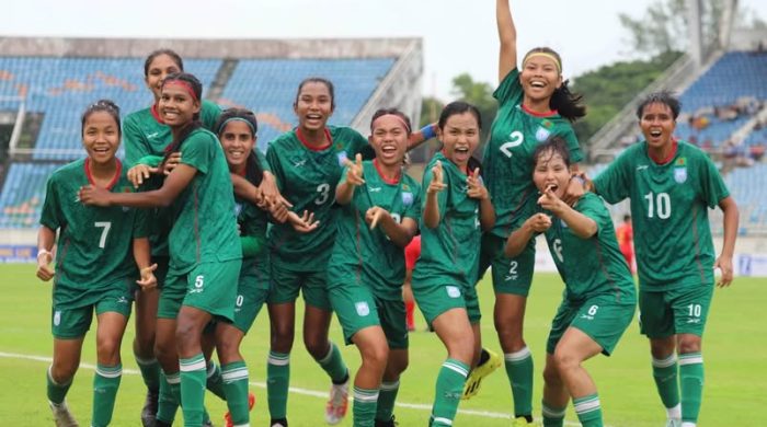 বাংলাদেশ জাতীয় নারী ফুটবল দল